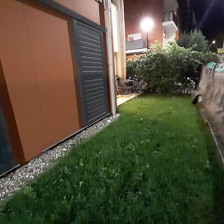 Joli Appartement Avec Jardin Et 2 Parkings Prives Argenteuil Esterno foto