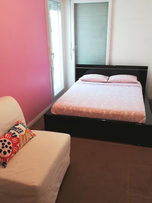 Joli Appartement Avec Jardin Et 2 Parkings Prives Argenteuil Esterno foto